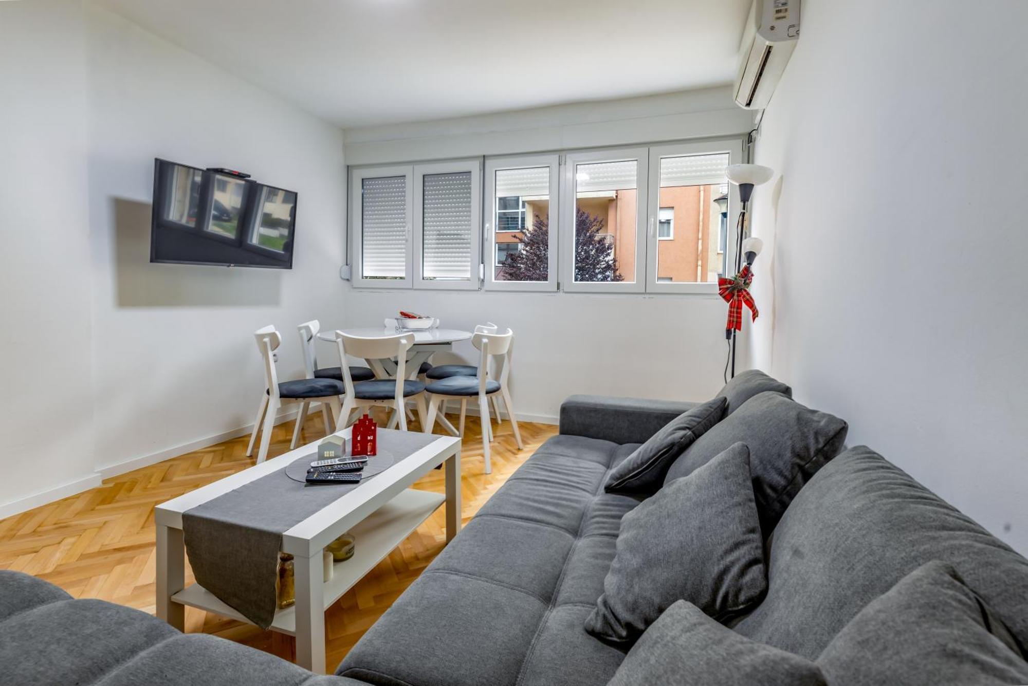 Apartment Apartman Serdar Cetinje